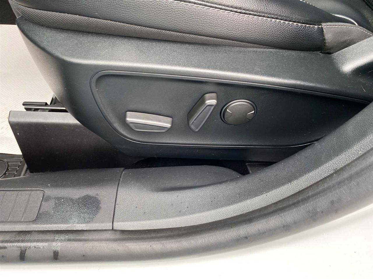 Ford Escape Titanium 4WD 2020