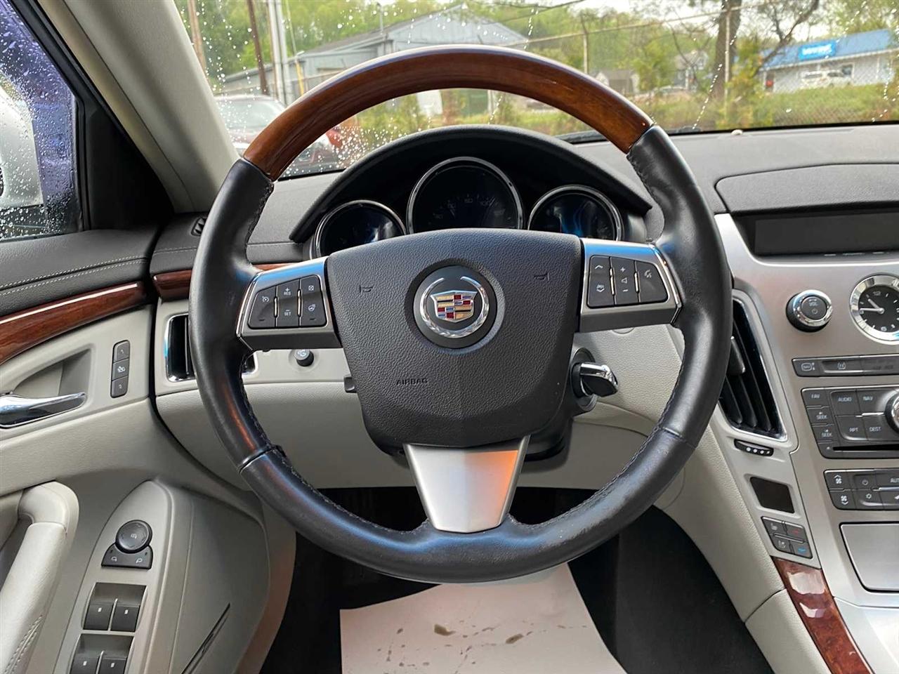Cadillac CTS 3.6 4D Sedan 2011