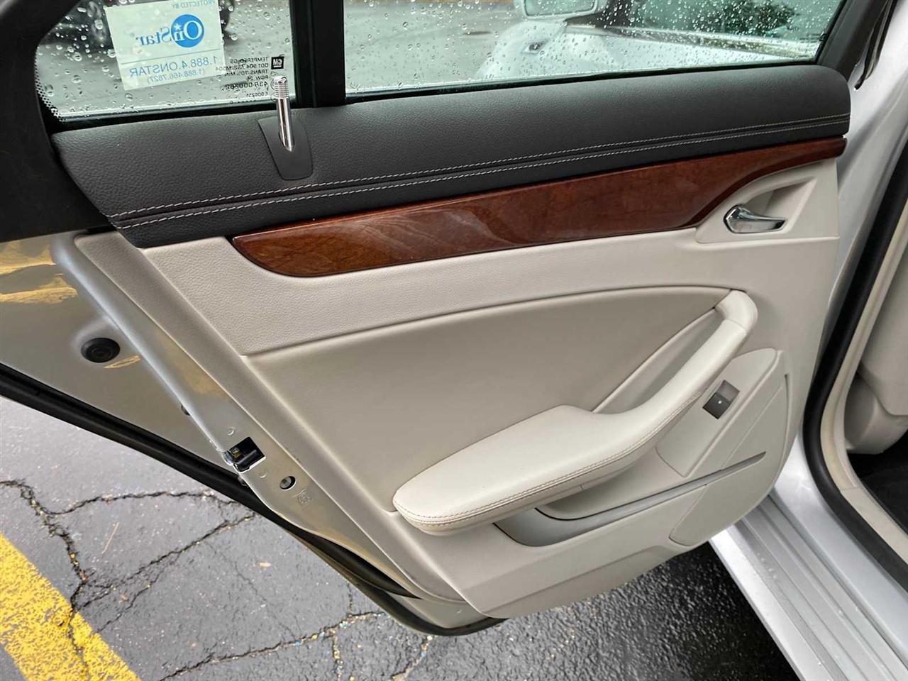 Cadillac CTS 3.6 4D Sedan 2011