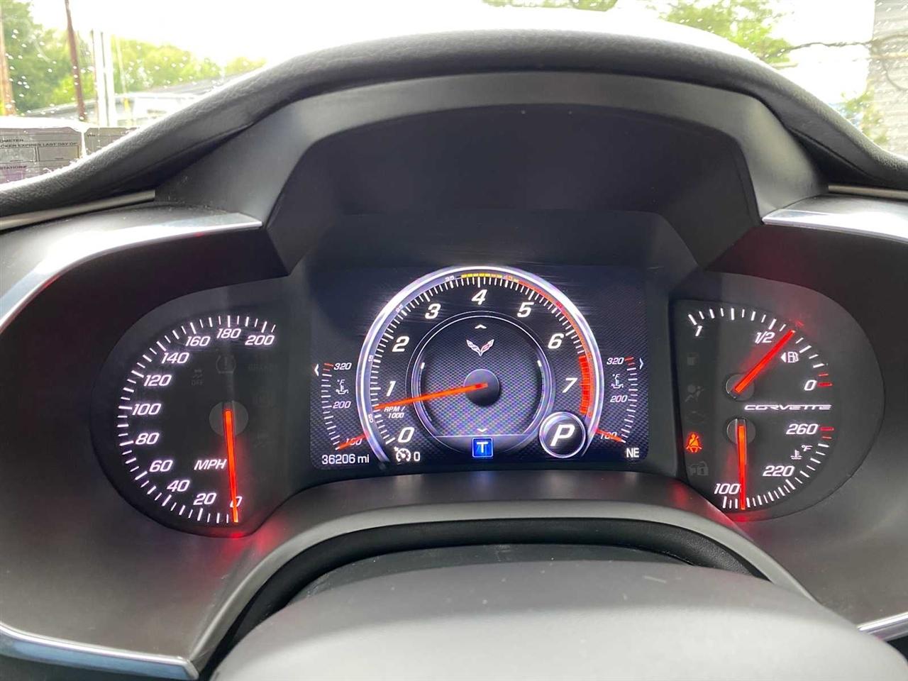 Chevrolet Corvette Z51 2LT Coupe Automatic 2016
