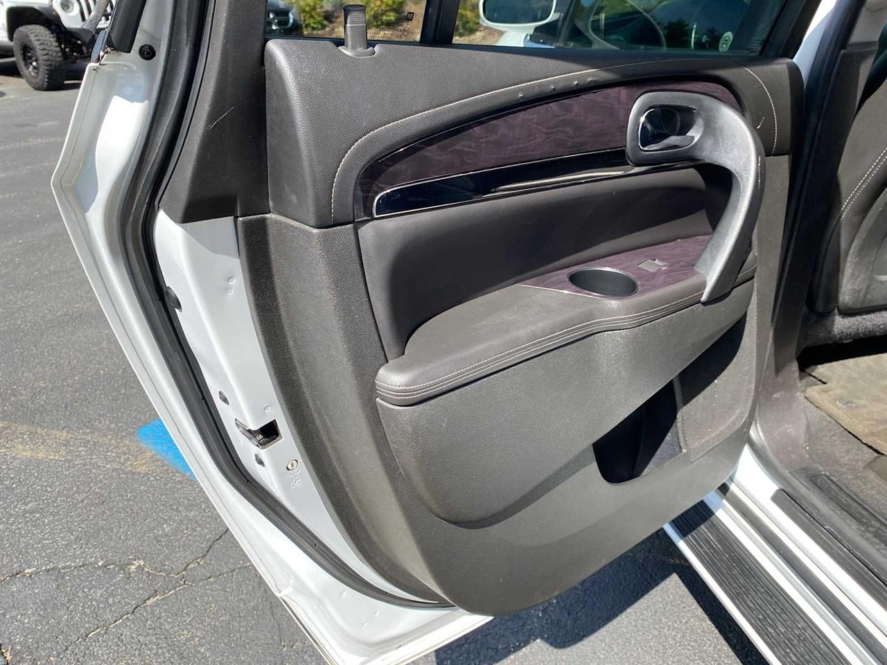 Buick Enclave Leather AWD 2017