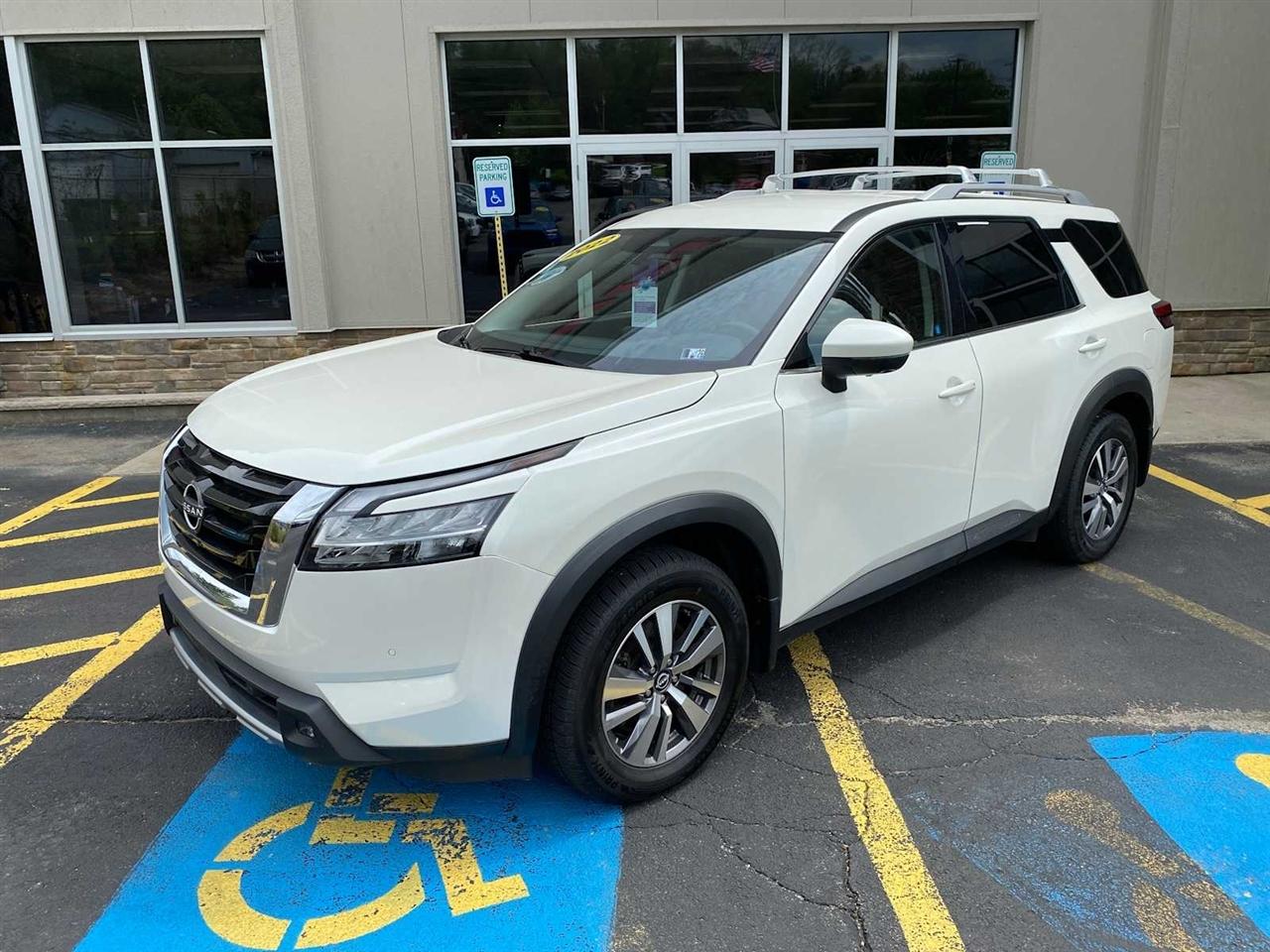 Nissan Pathfinder SL 4WD 2022