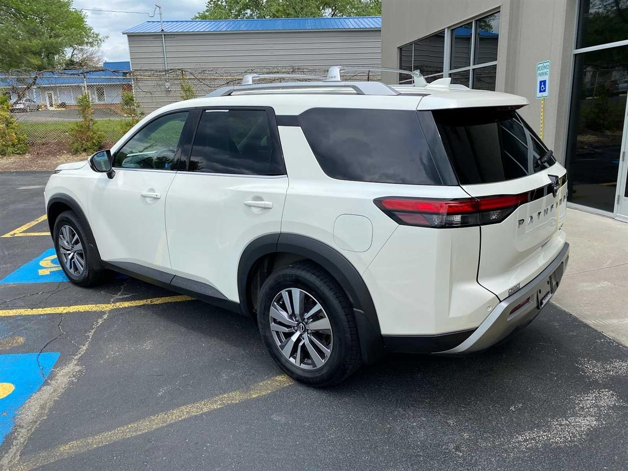 Nissan Pathfinder SL 4WD 2022