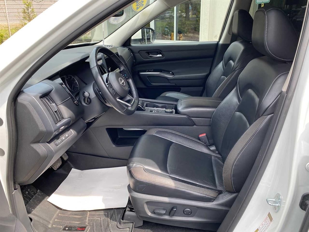 Nissan Pathfinder SL 4WD 2022
