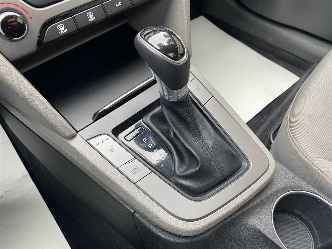 Hyundai Elantra Limited 2018
