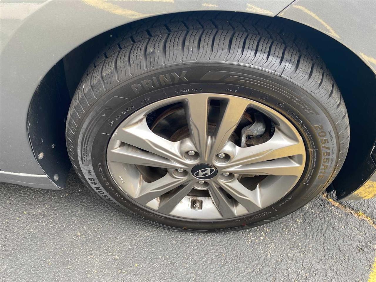 Hyundai Elantra Limited 2018