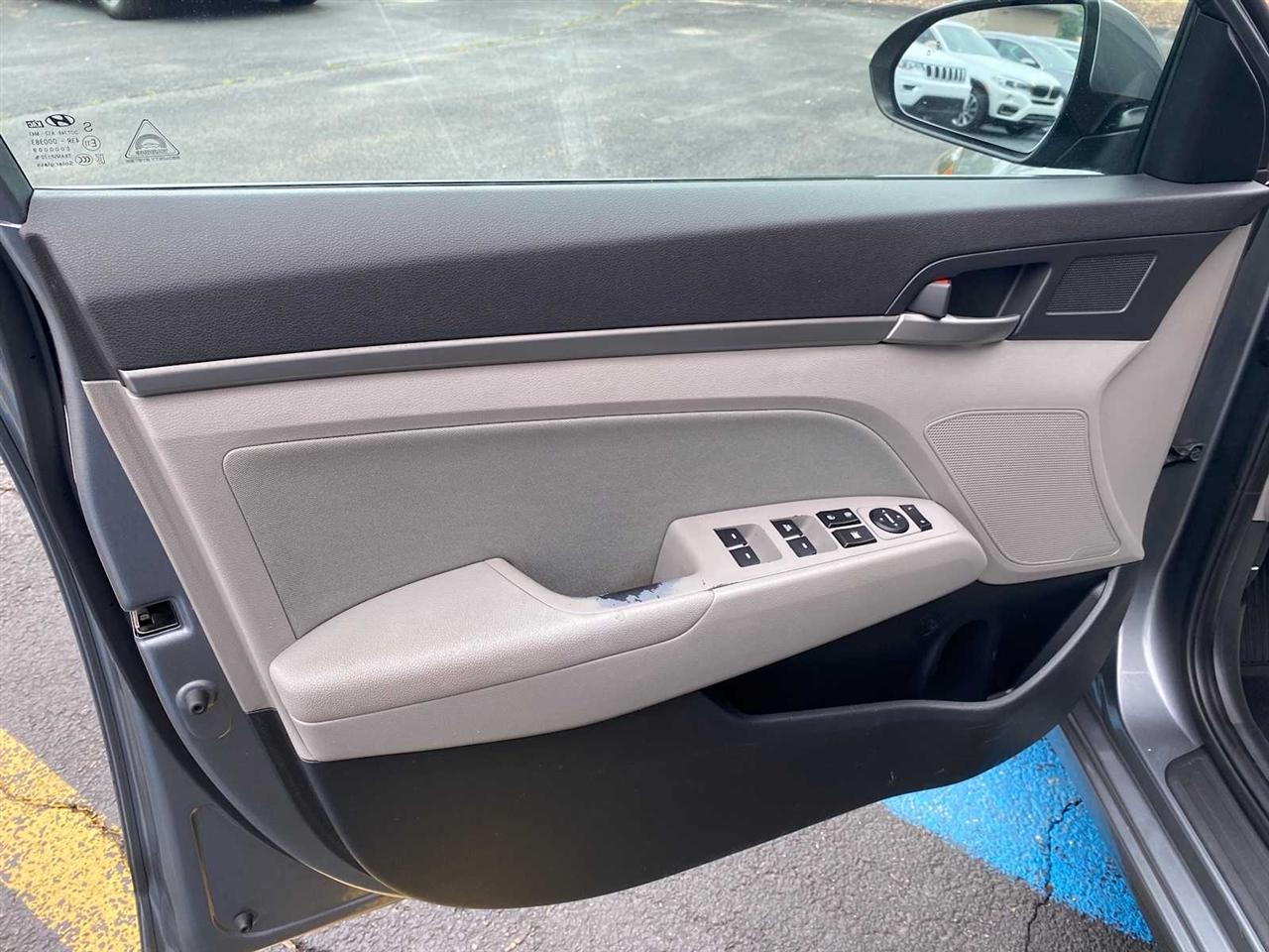 Hyundai Elantra Limited 2018