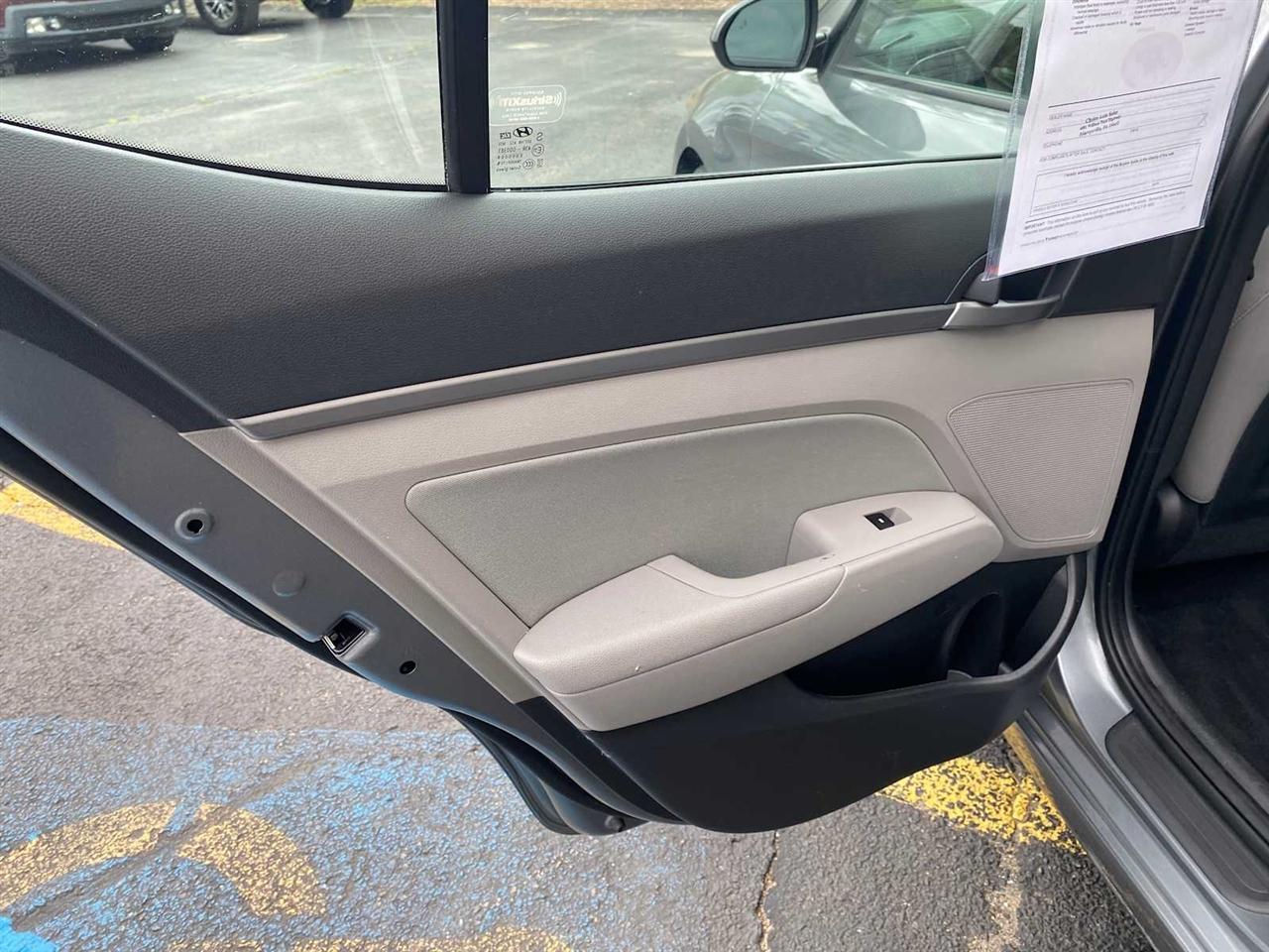 Hyundai Elantra Limited 2018