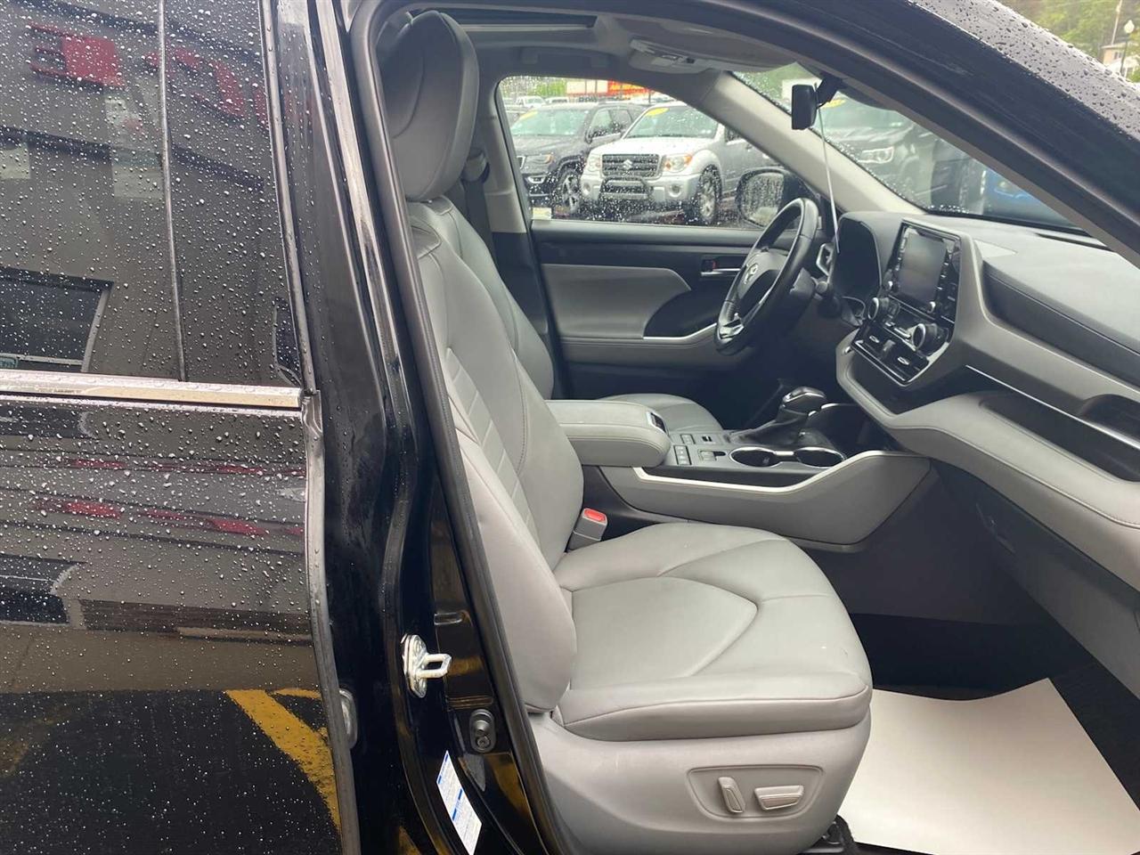 Toyota Highlander XLE V6 AWD (Natl) 2020