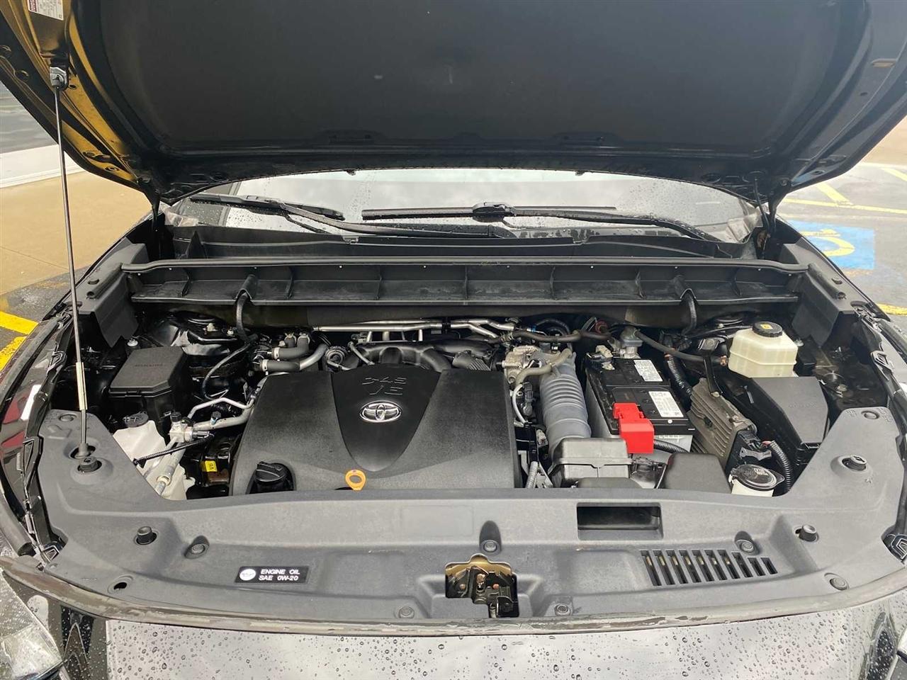 Toyota Highlander XLE V6 AWD (Natl) 2020