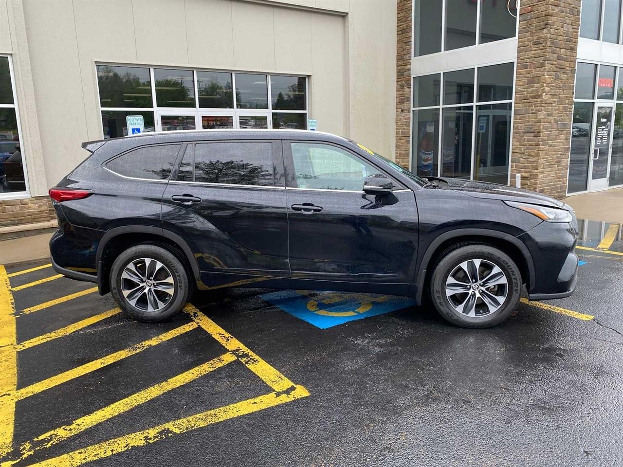 Toyota Highlander XLE V6 AWD (Natl) 2020
