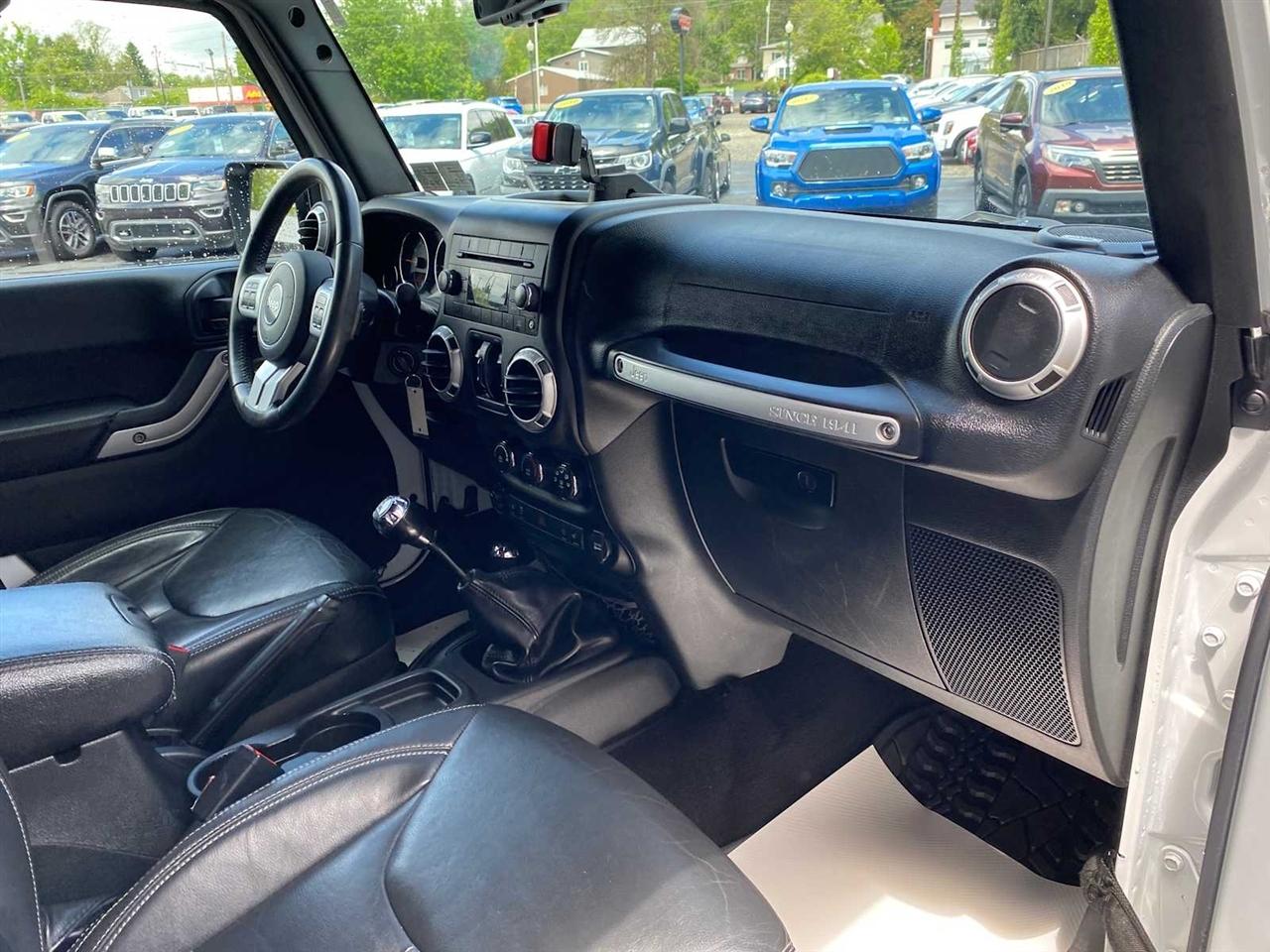Jeep Wrangler Unlimited Rubicon 4WD 2016