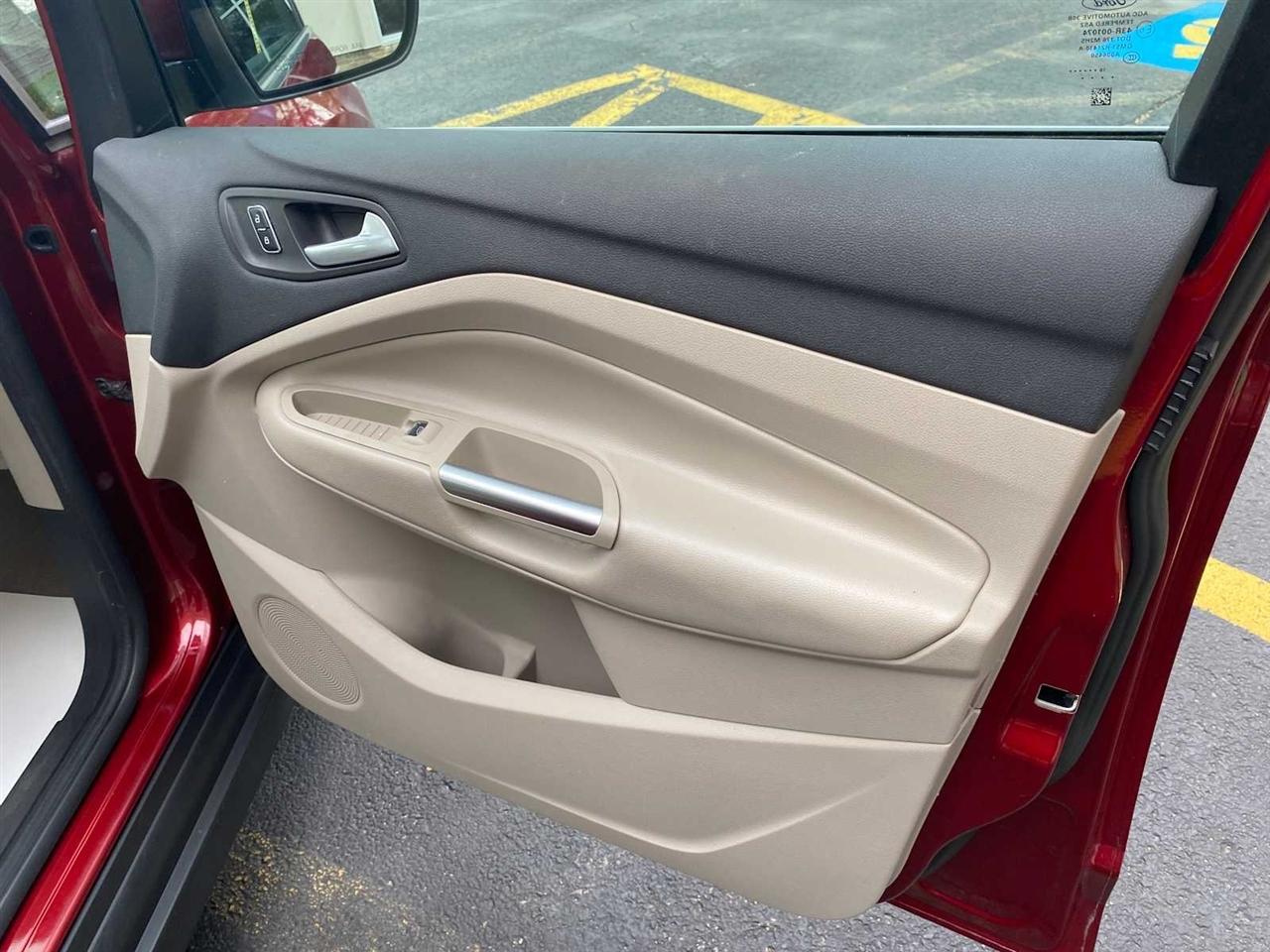 Ford C-Max Energi SEL 2016