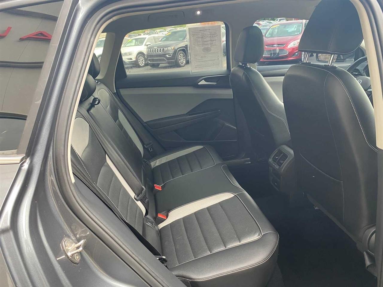 Volkswagen Taos SEL 4MOTION 2022