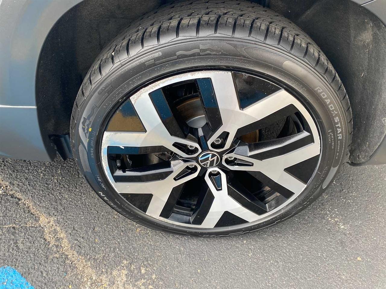 Volkswagen Taos SEL 4MOTION 2022