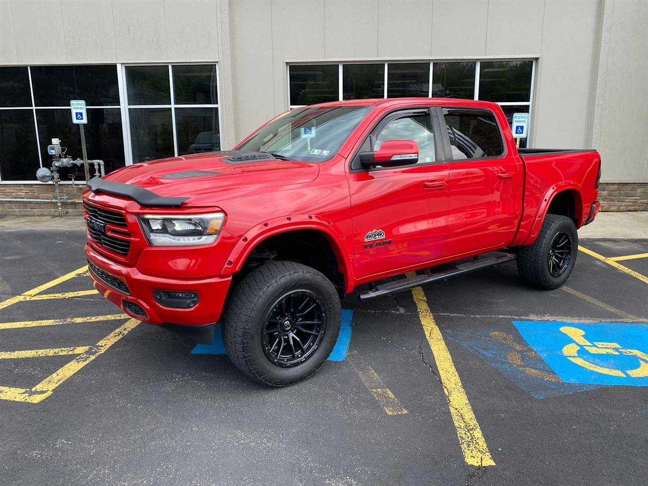 RAM 1500 Sport Crew Cab 4WD SWB 2019