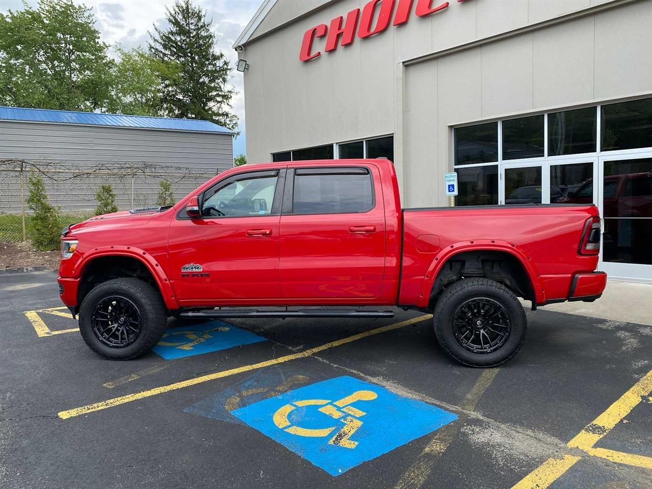RAM 1500 Sport Crew Cab 4WD SWB 2019