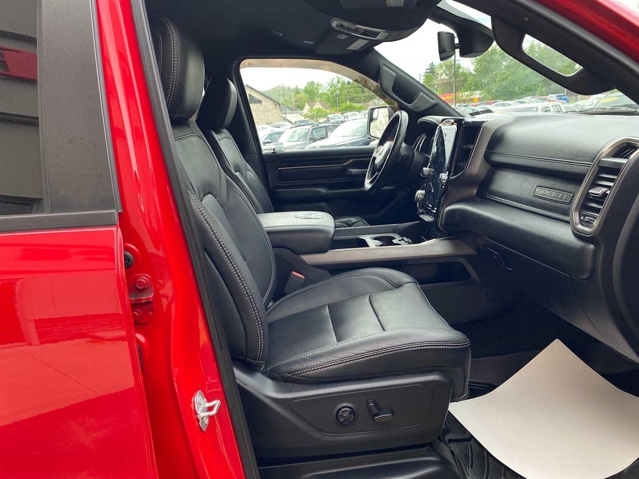 RAM 1500 Sport Crew Cab 4WD SWB 2019