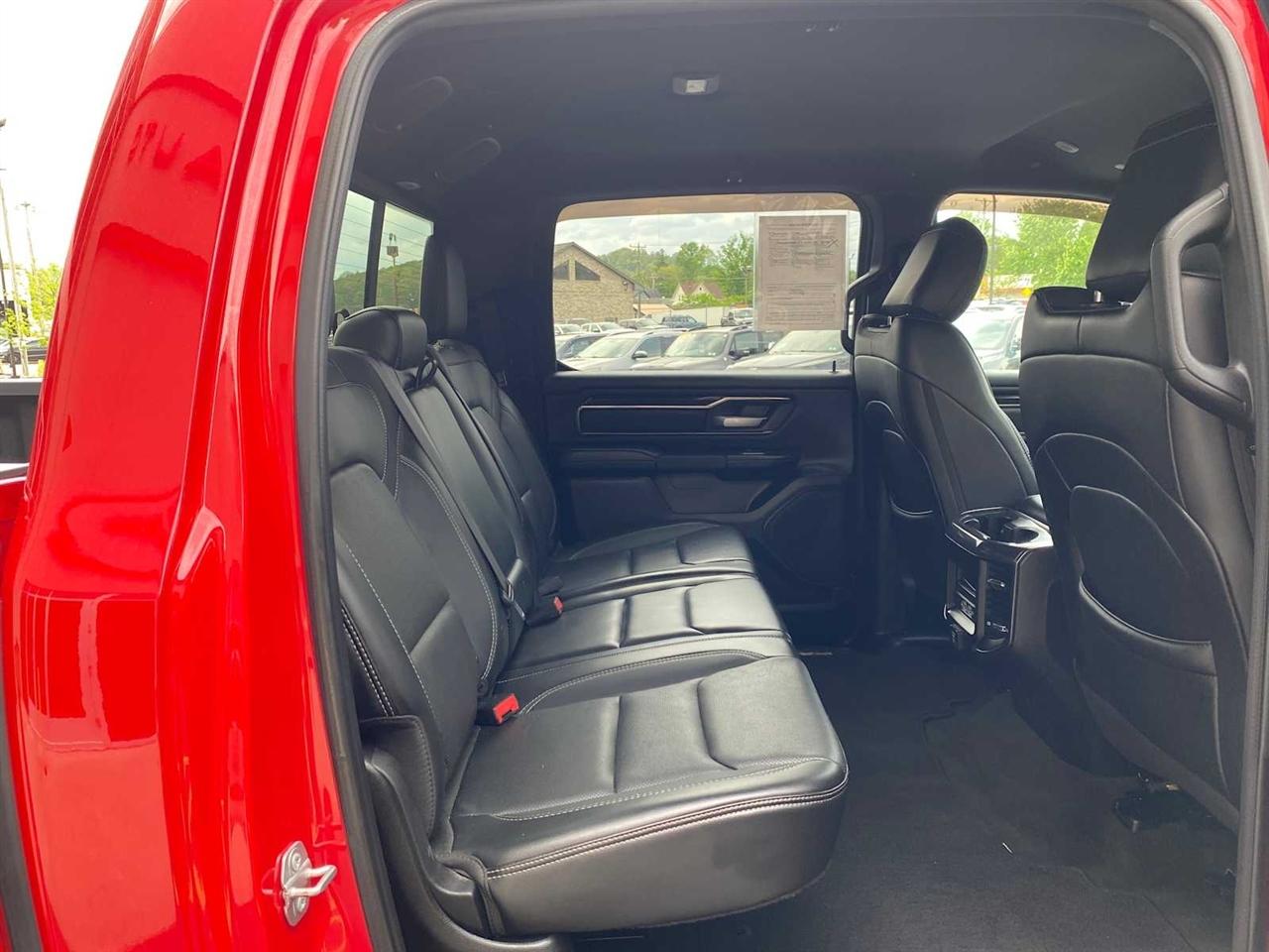 RAM 1500 Sport Crew Cab 4WD SWB 2019