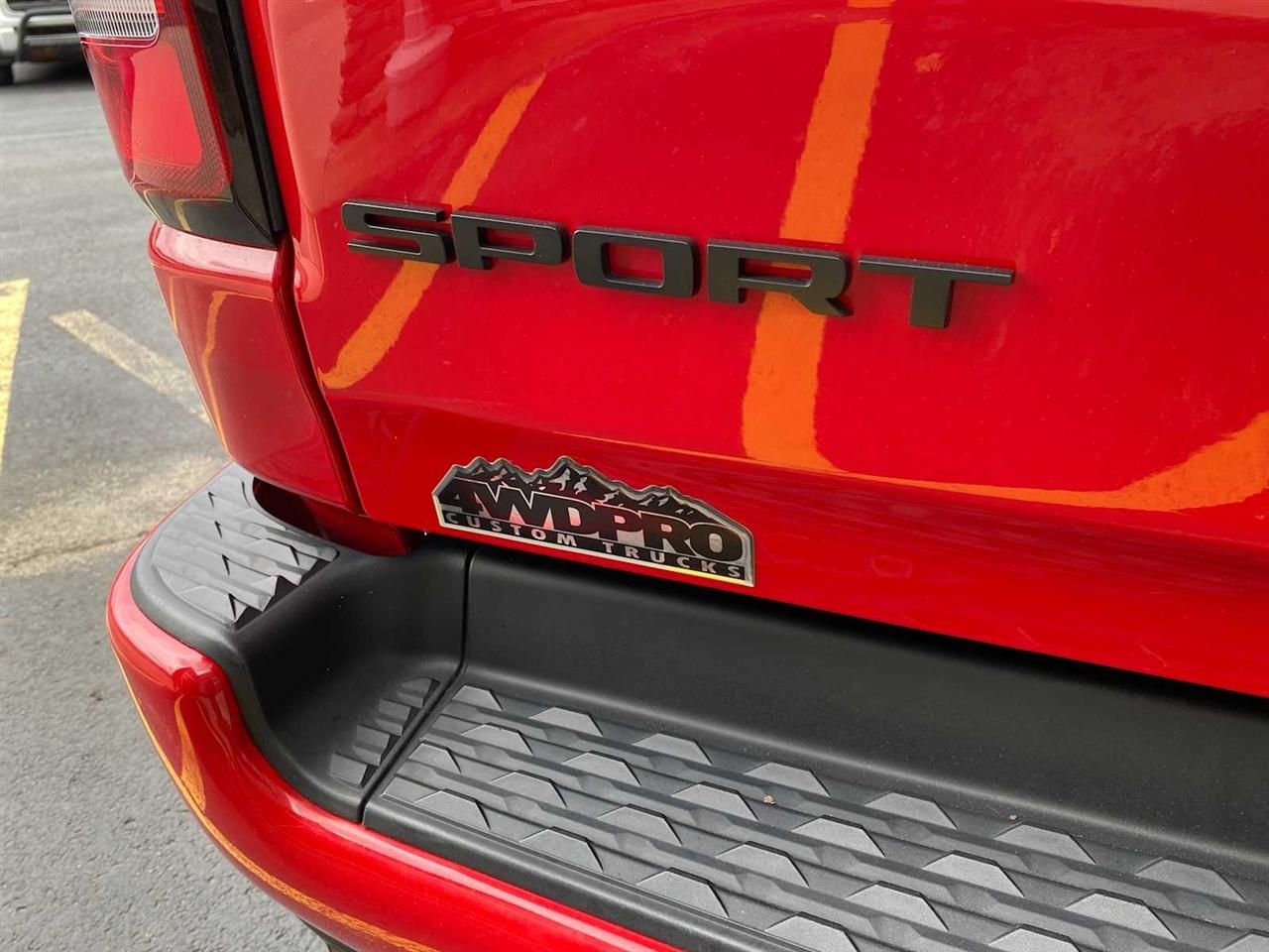 RAM 1500 Sport Crew Cab 4WD SWB 2019