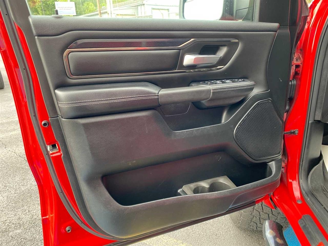 RAM 1500 Sport Crew Cab 4WD SWB 2019