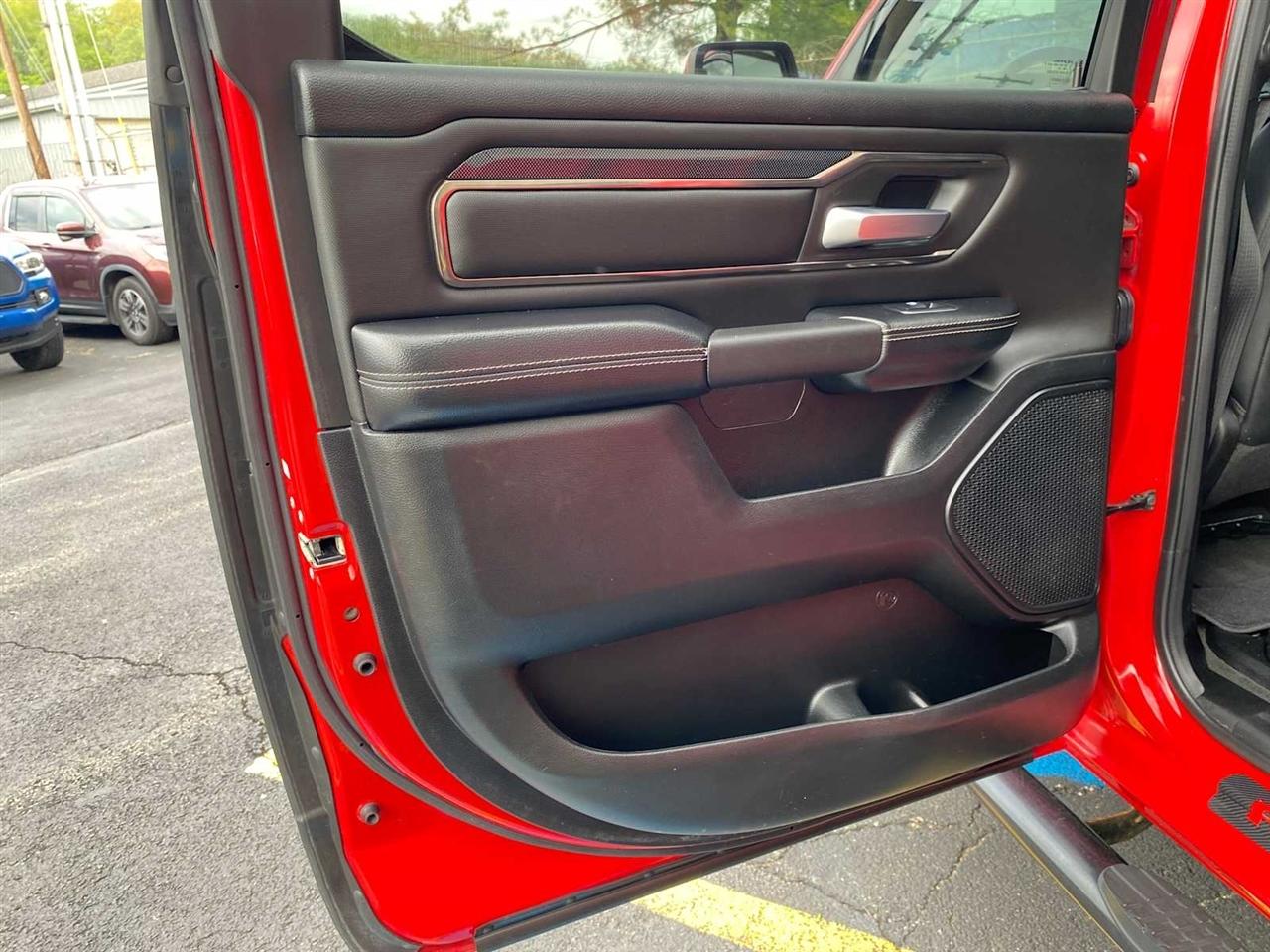 RAM 1500 Sport Crew Cab 4WD SWB 2019