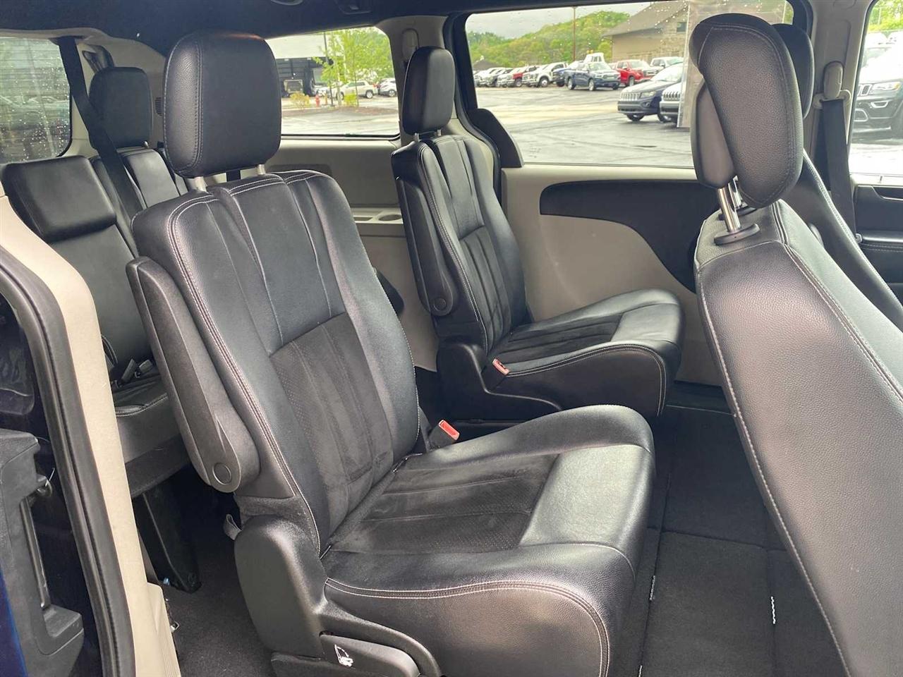 Dodge Grand Caravan SXT 2017