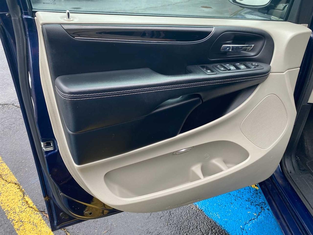 Dodge Grand Caravan SXT 2017