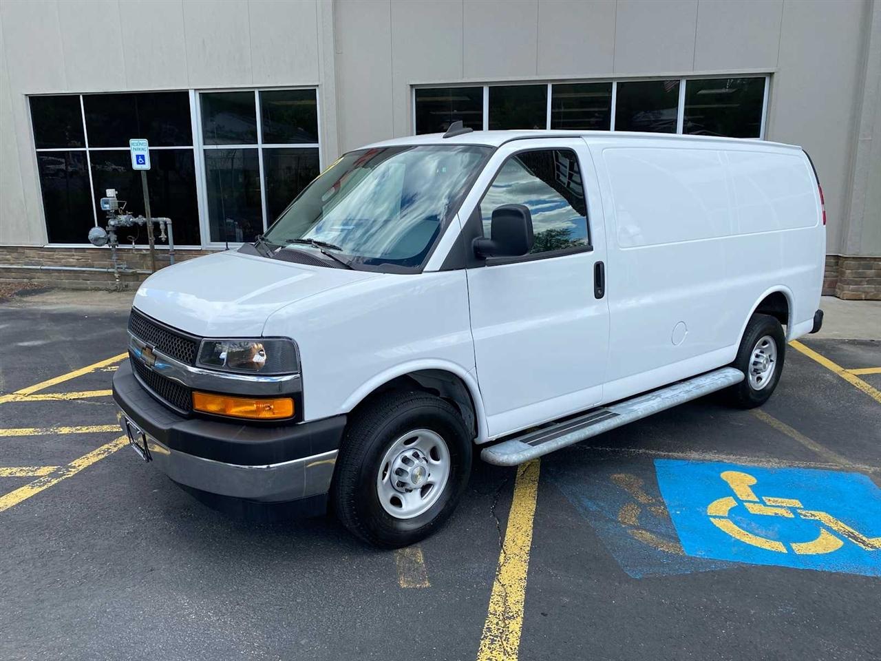 Chevrolet Express 2500 Cargo 2024