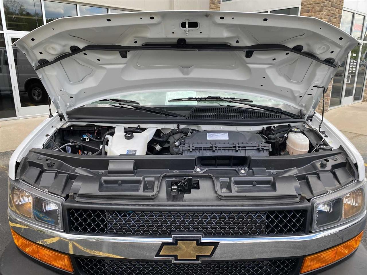 Chevrolet Express 2500 Cargo 2024