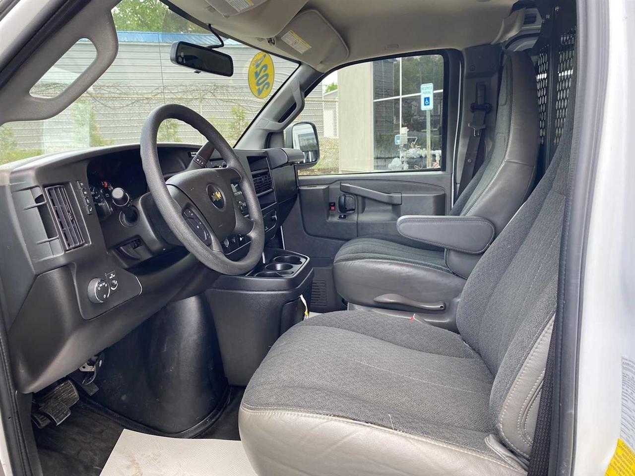 Chevrolet Express 2500 Cargo 2024