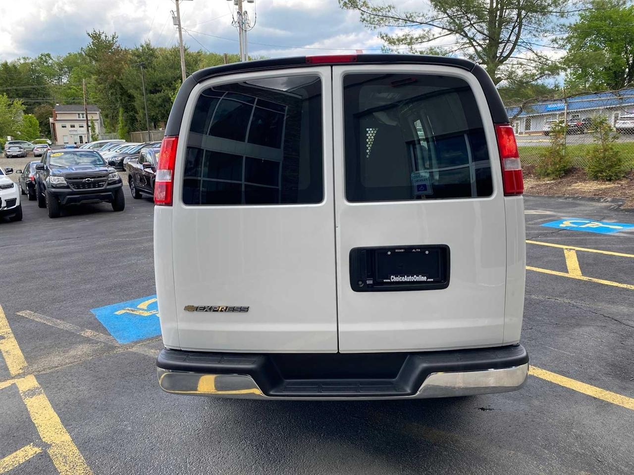Chevrolet Express 2500 Cargo 2024
