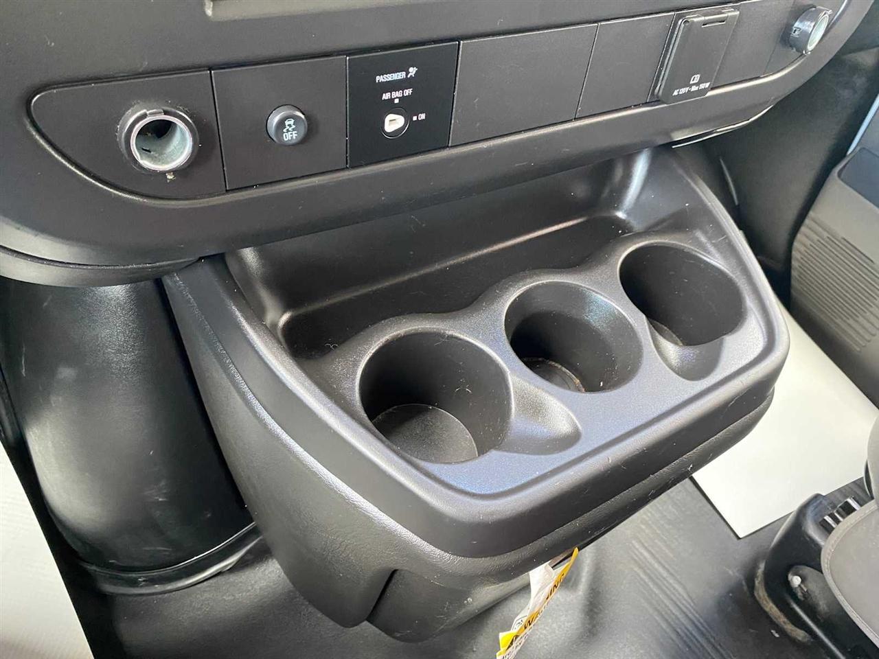 Chevrolet Express 2500 Cargo 2024