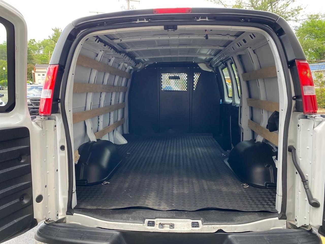 Chevrolet Express 2500 Cargo 2024
