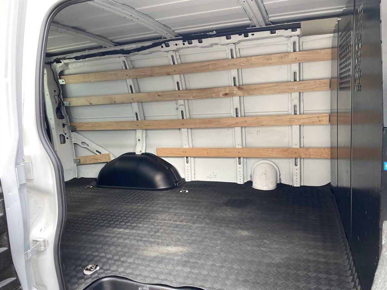 Chevrolet Express 2500 Cargo 2024