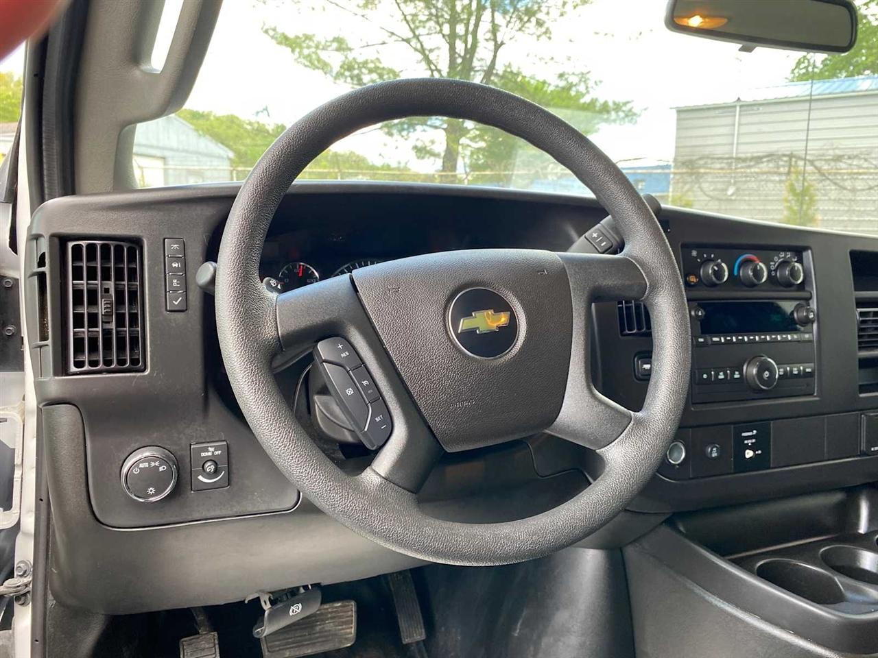 Chevrolet Express 2500 Cargo 2024