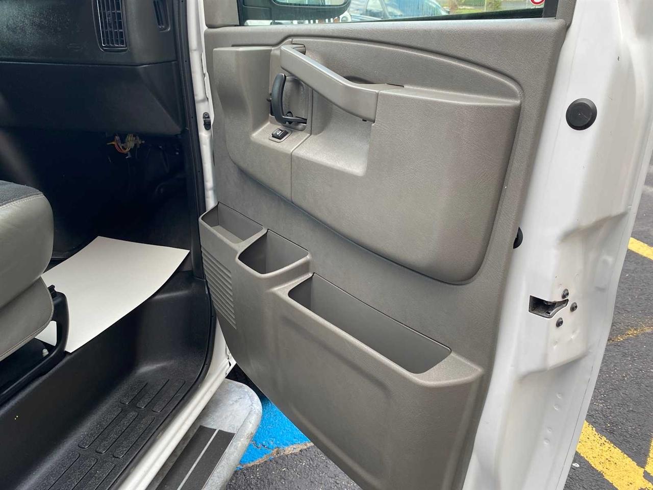 Chevrolet Express 2500 Cargo 2024