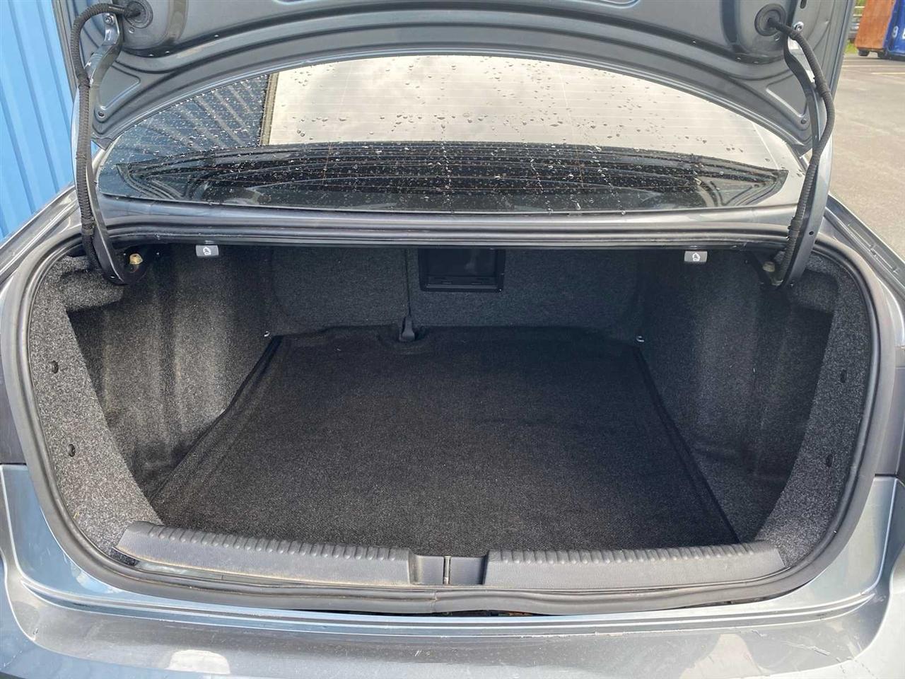 Volkswagen Jetta 1.4T SE 6A 2017