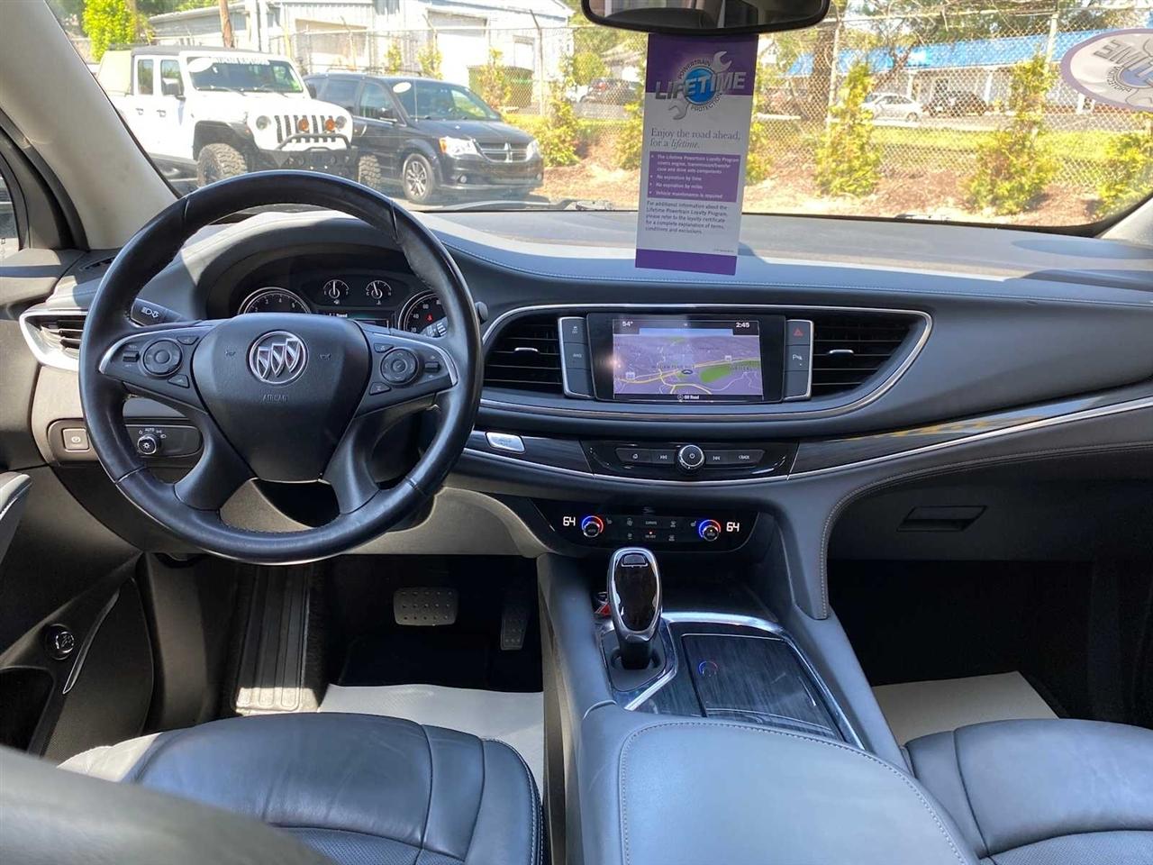 Buick Enclave Essence AWD 2018