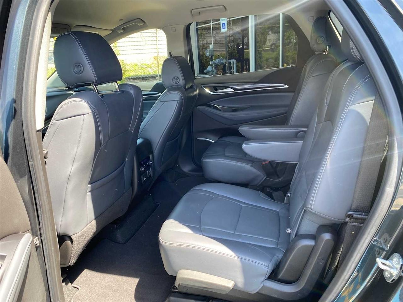Buick Enclave Essence AWD 2018