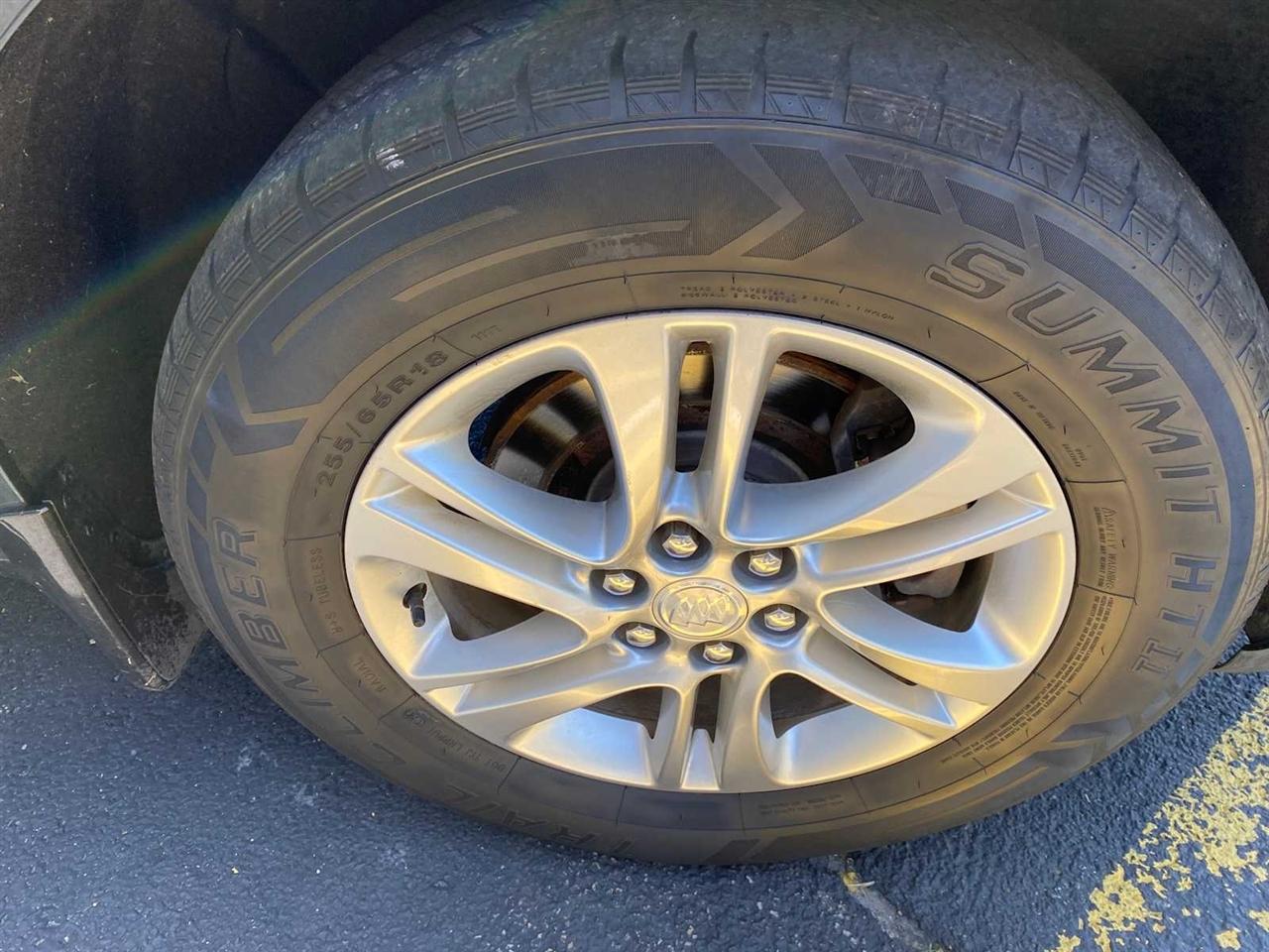 Buick Enclave Essence AWD 2018