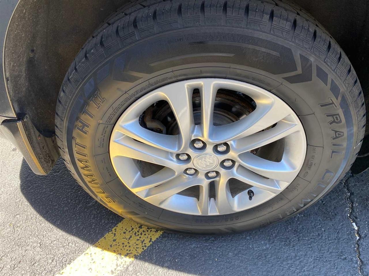 Buick Enclave Essence AWD 2018