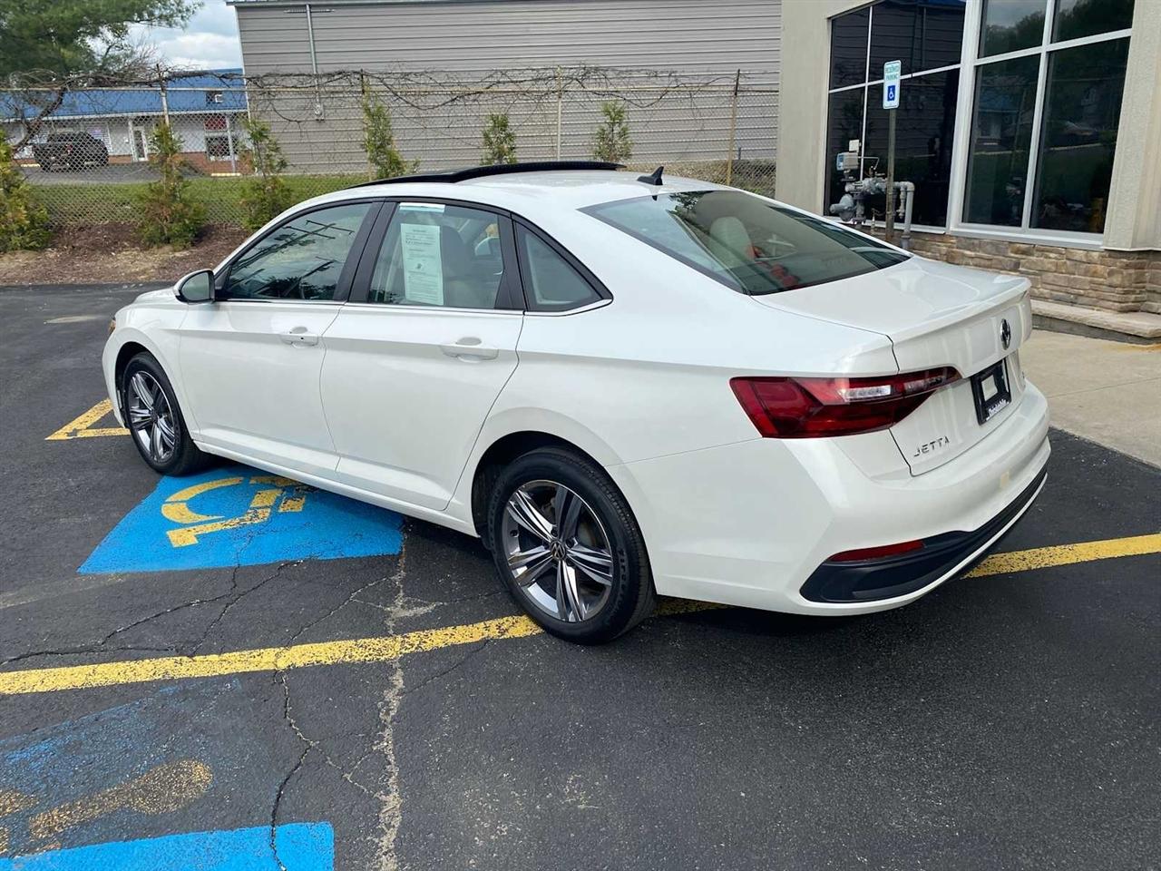 Volkswagen Jetta SE 2024