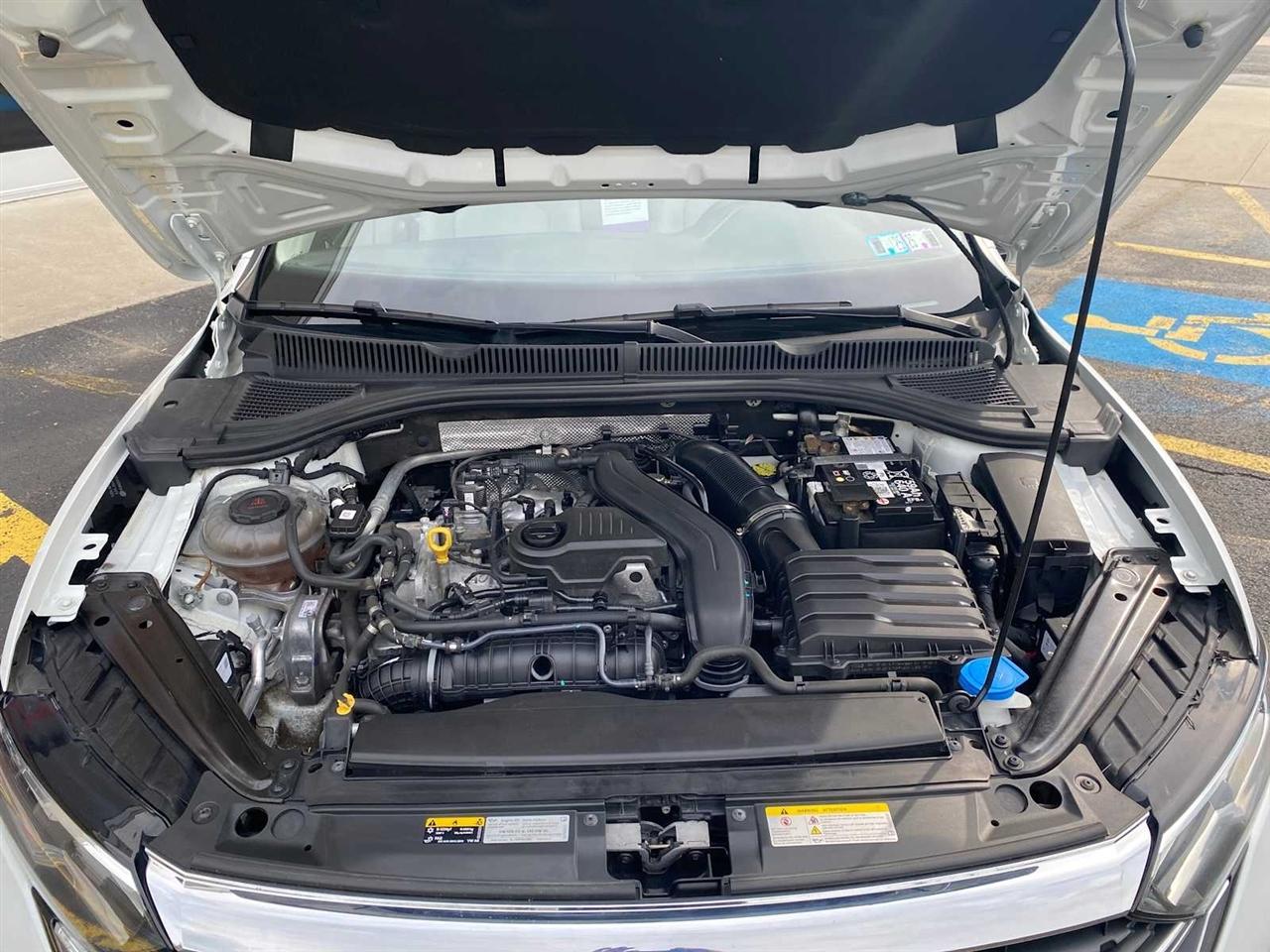 Volkswagen Jetta SE 2024