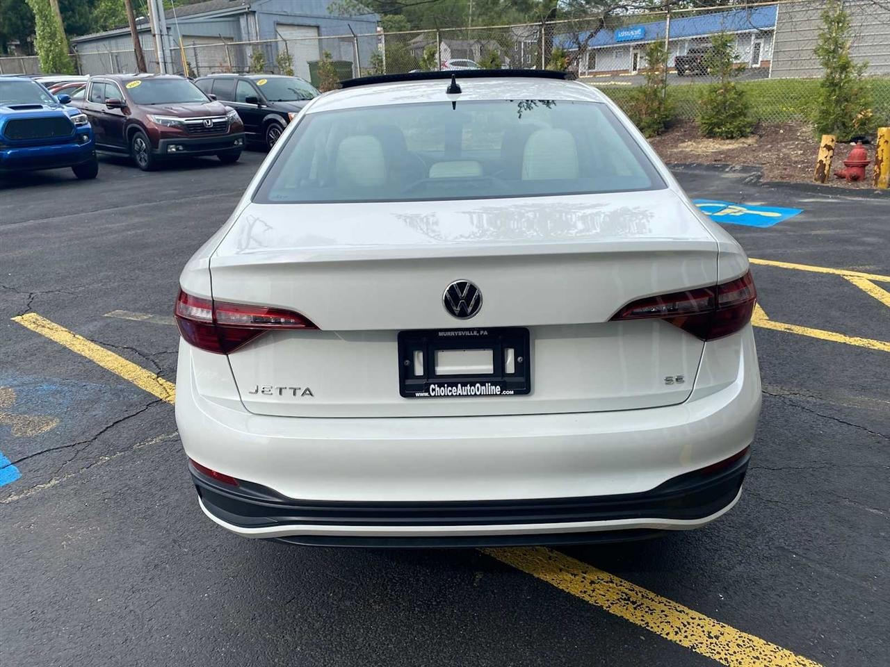 Volkswagen Jetta SE 2024