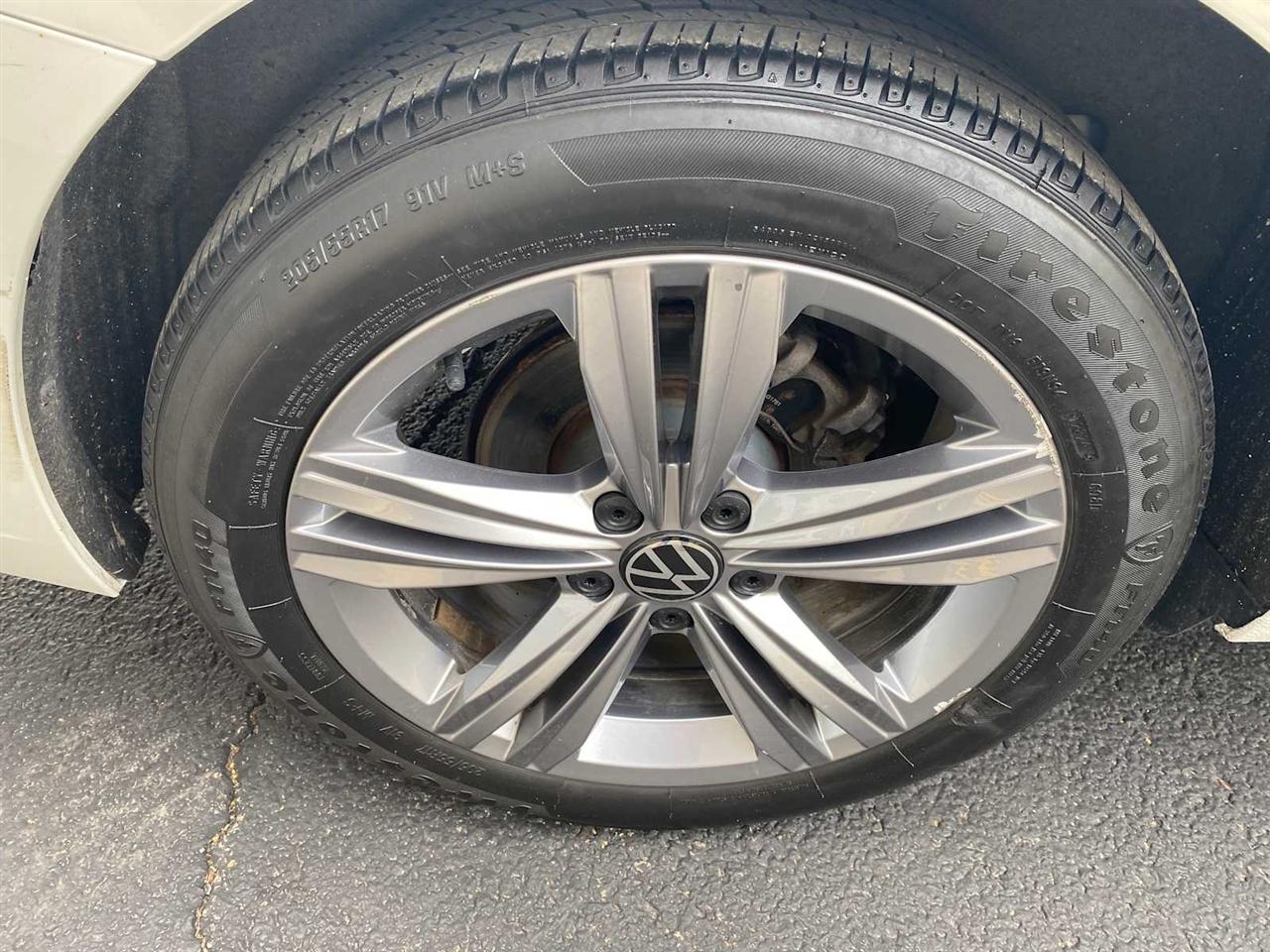 Volkswagen Jetta SE 2024