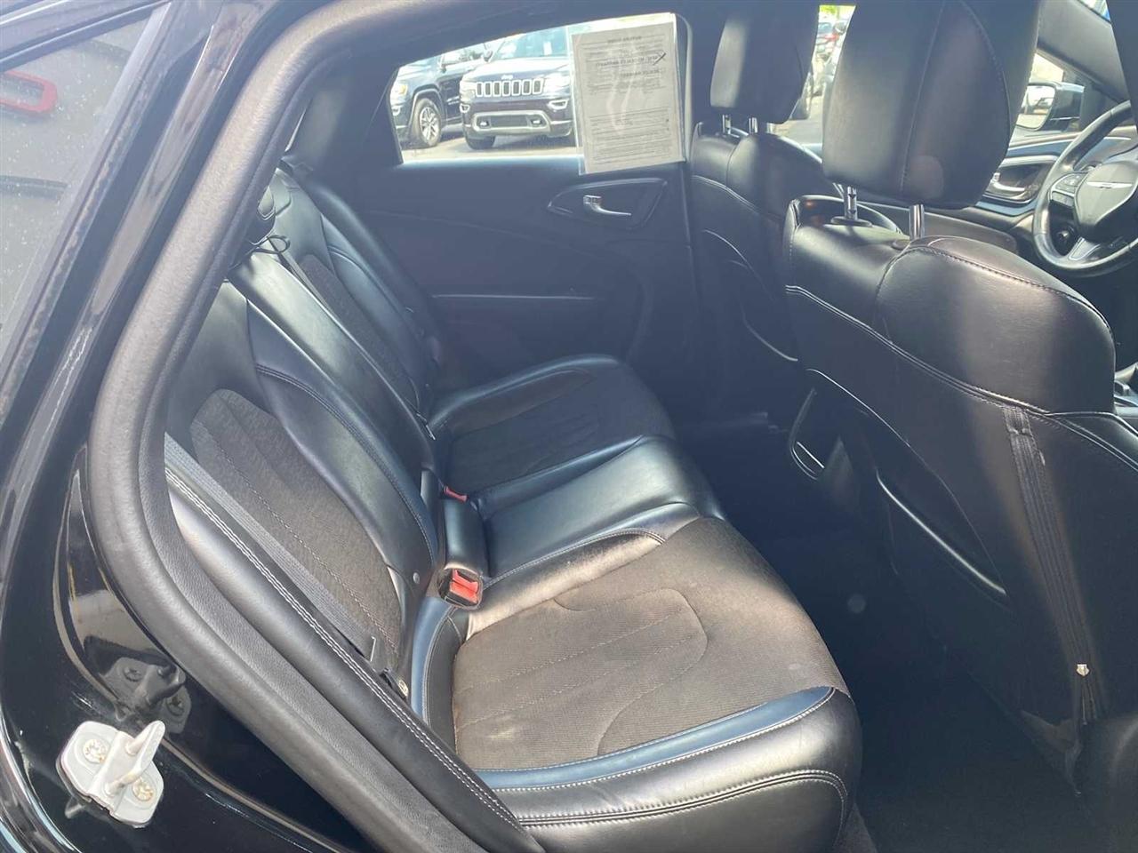 Chrysler 200 S 2015