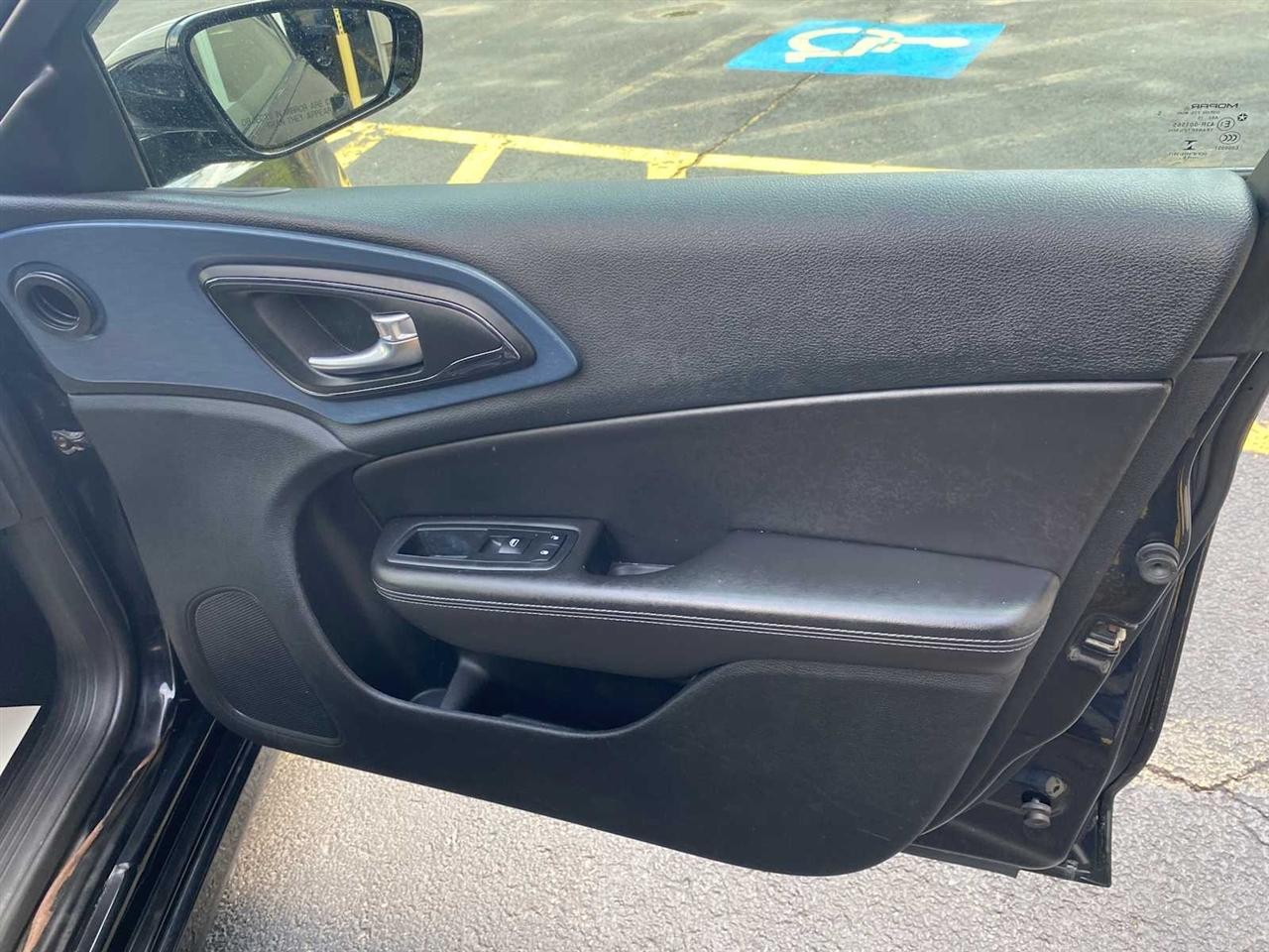 Chrysler 200 S 2015