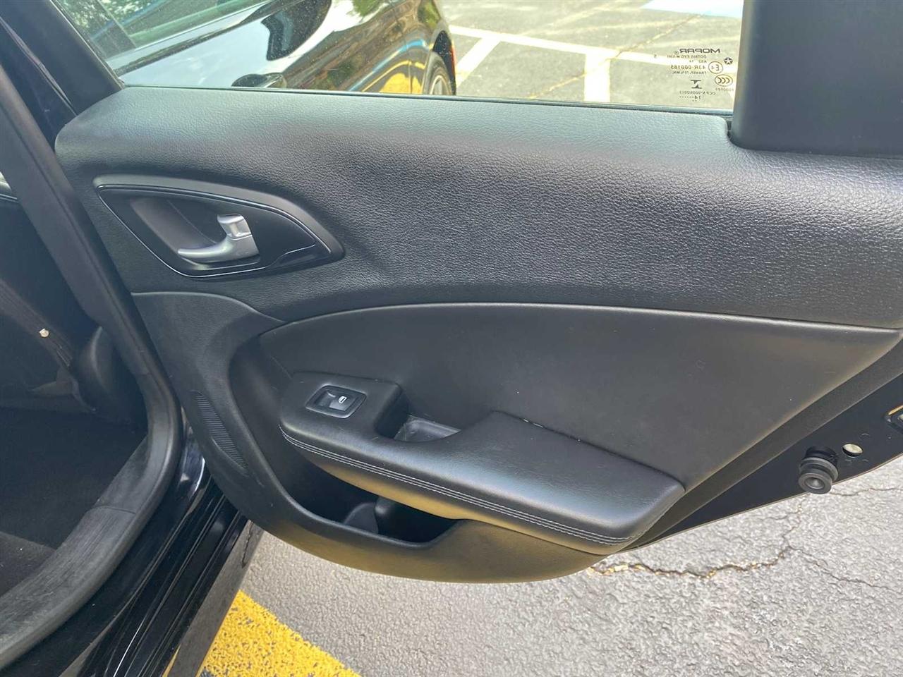 Chrysler 200 S 2015
