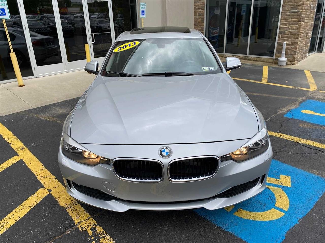 BMW 3-Series 328i xDrive Sedan 2013